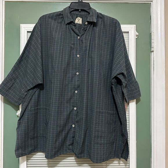 BSBEE Oversized Button Down Plaid Shirt Sz Medium - Picture 1 of 10